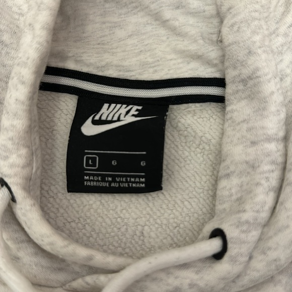 Excellent condition Heather gray Nike hoodie - Picture 3 of 3